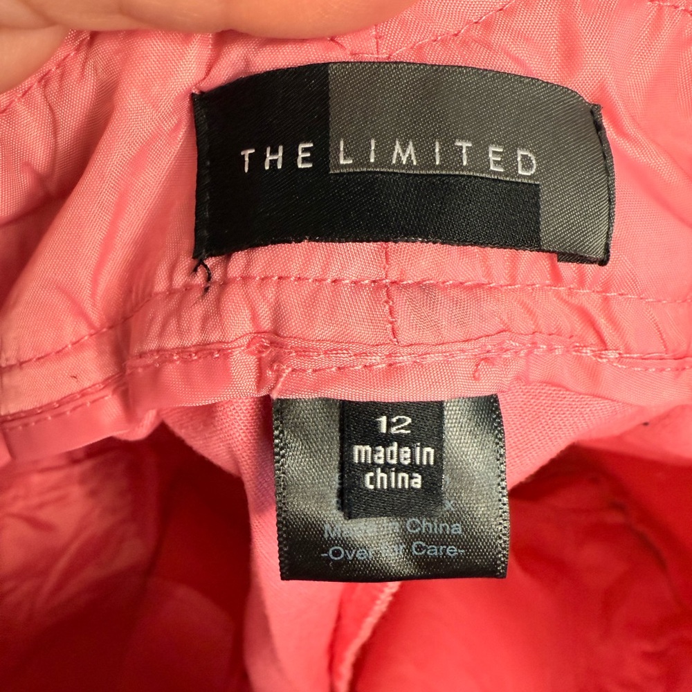 Women’s pink chino shorts - Picture 3 of 7